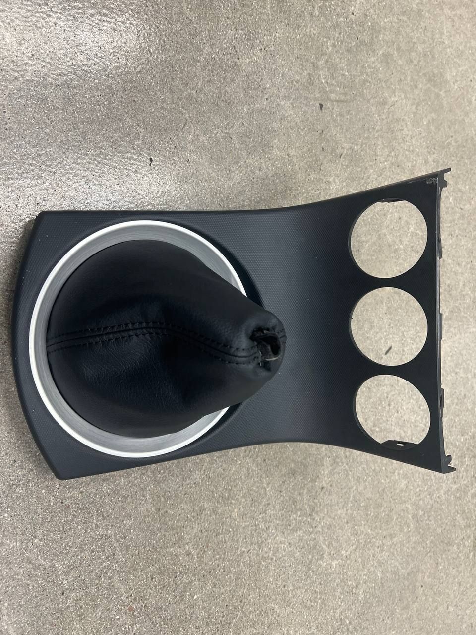 Nissan OEM J6936-CD000 Center Console Shifter Boot Finisher - Nissan 350Z 2003 Z33 (SCRATCH & DENT)