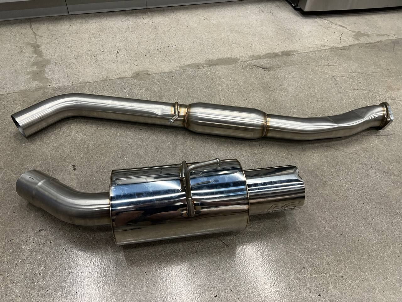 DC Sports Single Exit Y-Pipe Back Exhaust System - Nissan 370Z Z34 [Scratch & Dent]